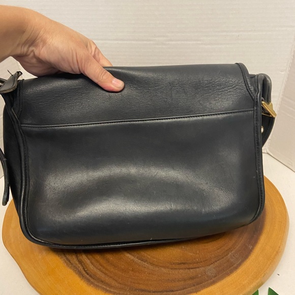 Vintage COACH Leather and Brass Flap Top Shoulder Bag - Picture 5 of 13